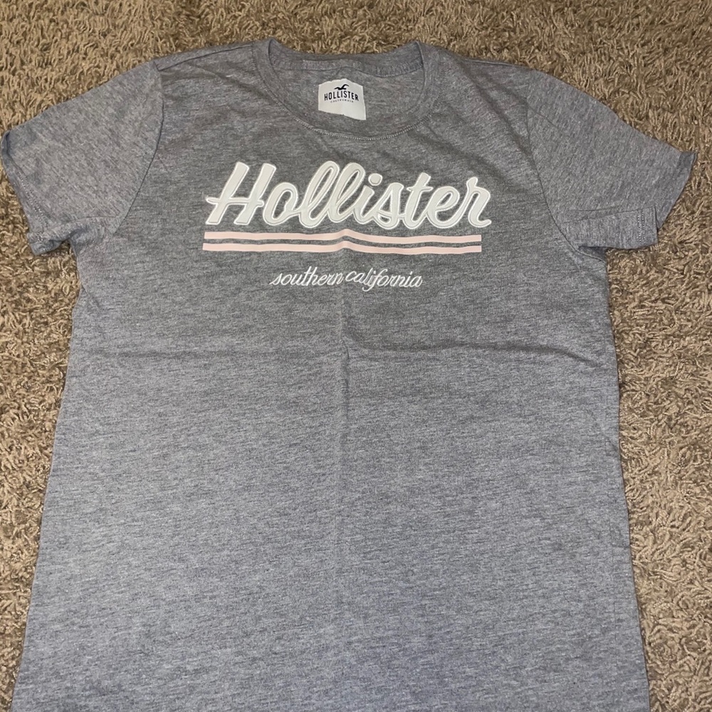 Hollister T-shirt